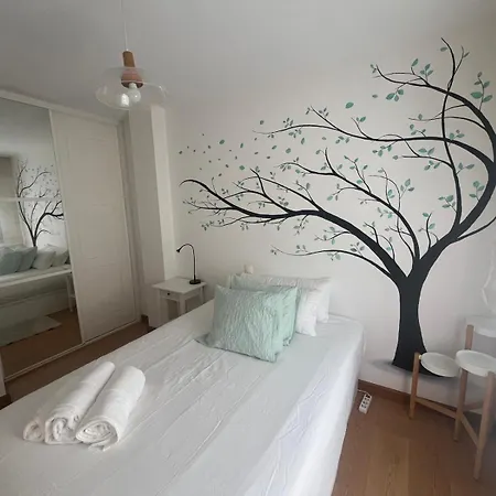 Prado דירה קומיאס